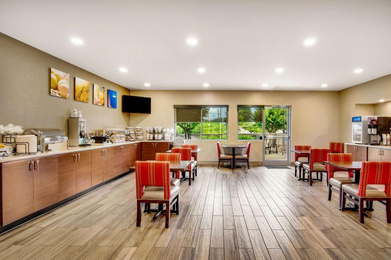 Comfort Inn Airport Roanoke Esterno foto