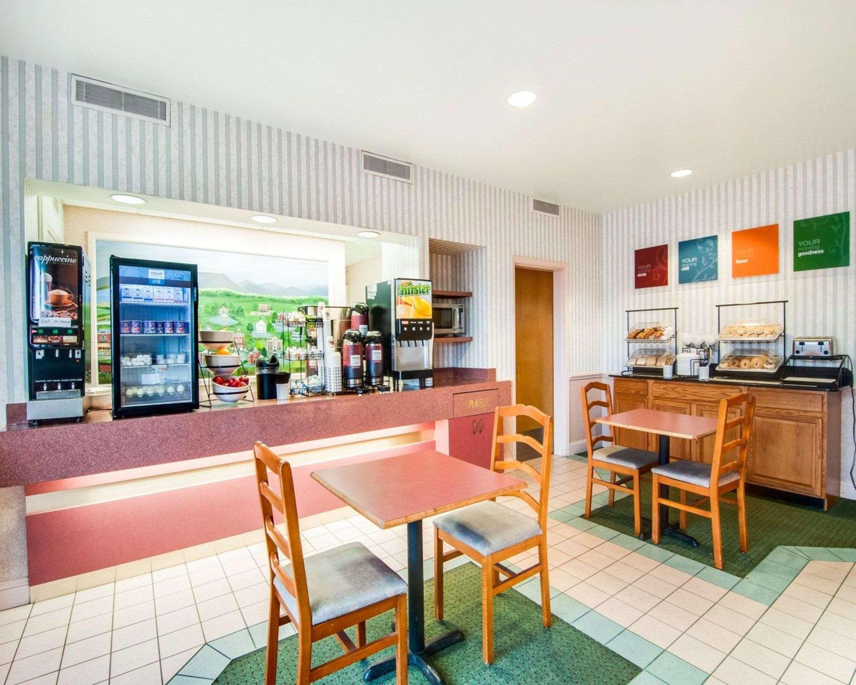 Comfort Inn Airport Roanoke Esterno foto