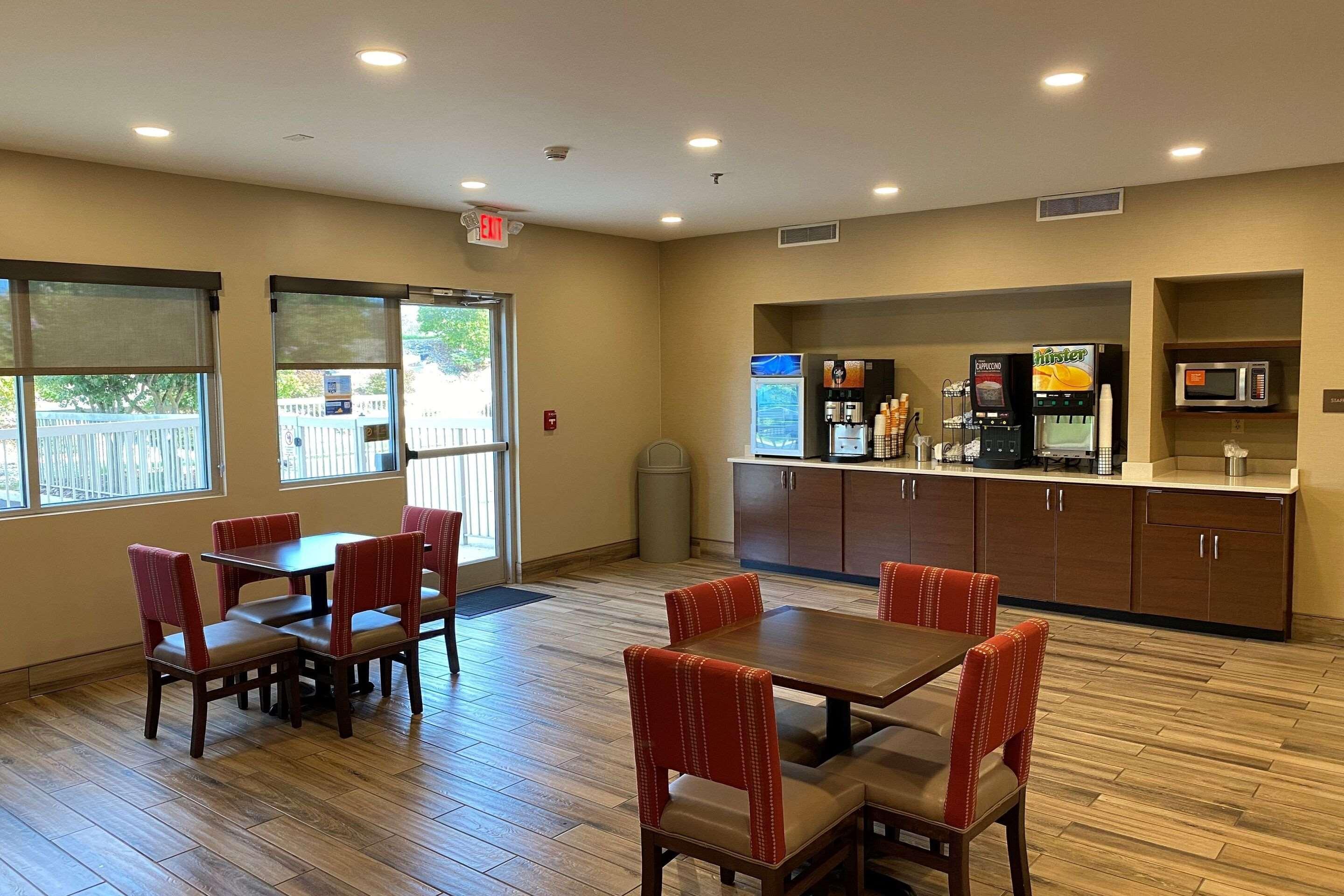 Comfort Inn Airport Roanoke Esterno foto