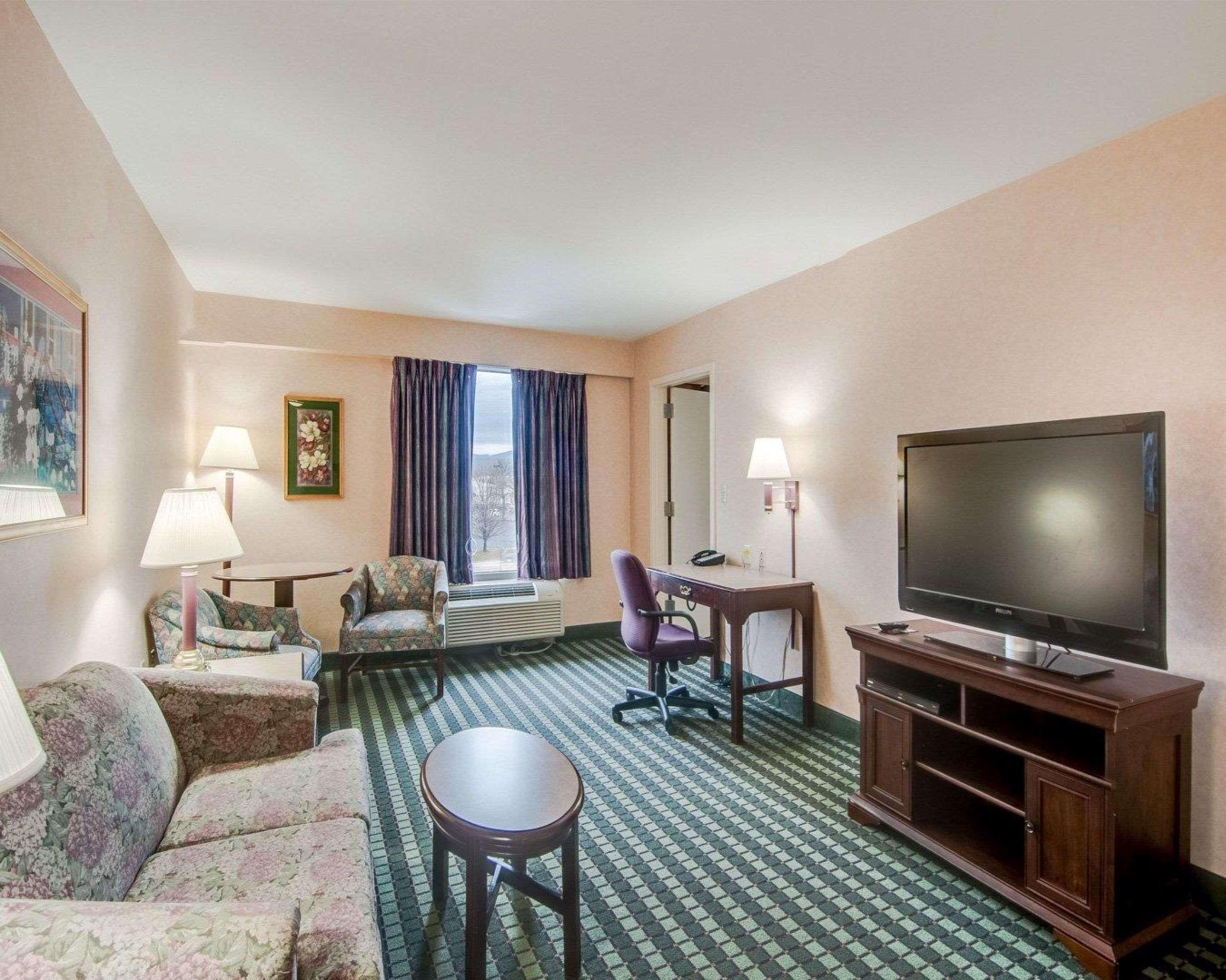 Comfort Inn Airport Roanoke Esterno foto